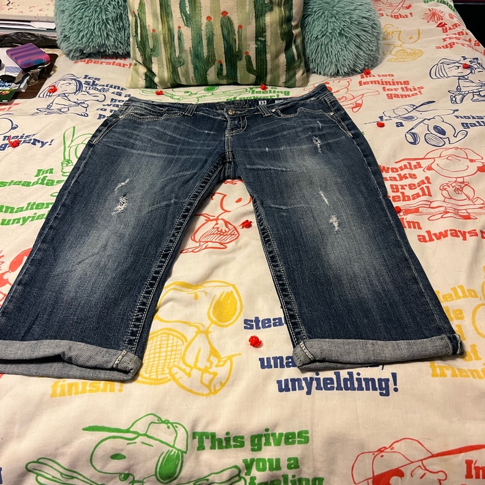 Miss Me Capri’s
